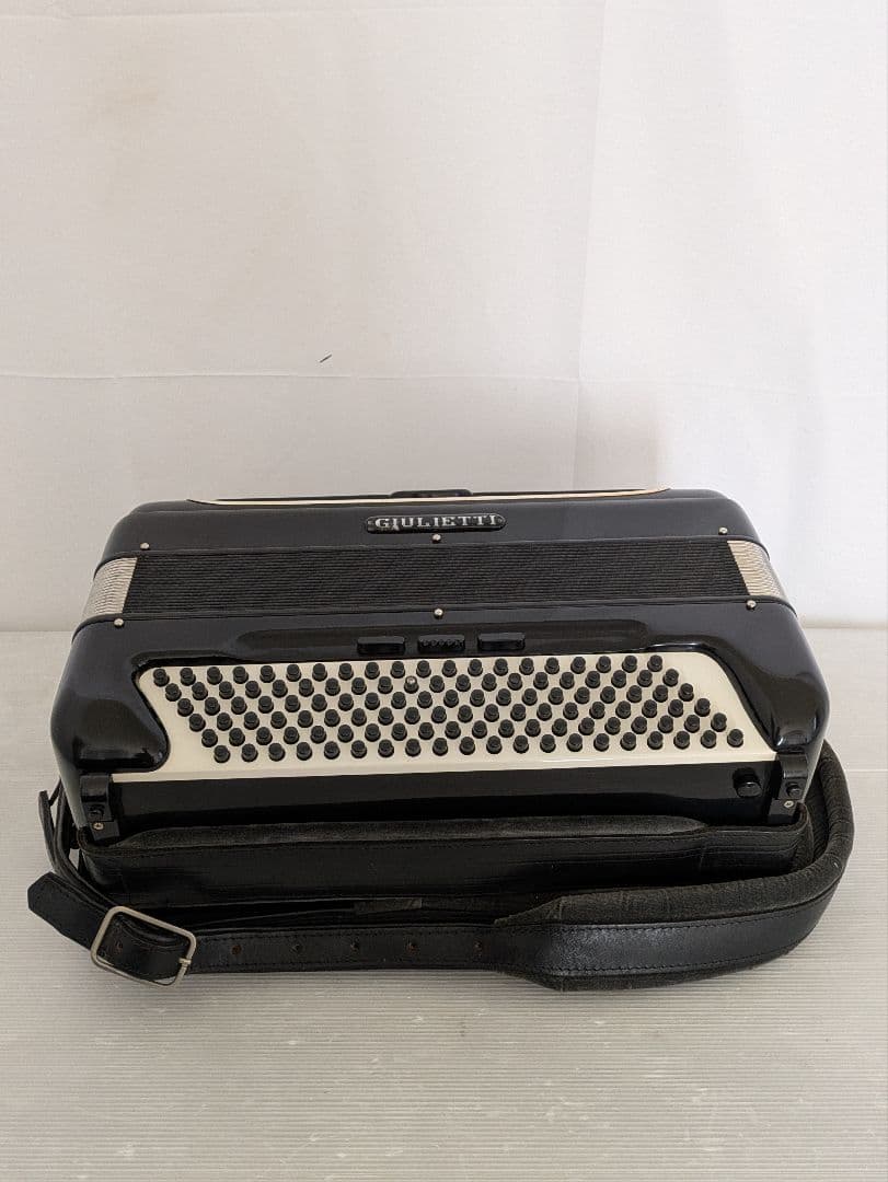 イタリア製 GIULIETTIジュリエッテイ アコーディオンM52