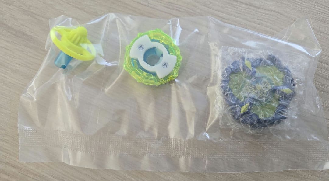 ベイブレードX コロコロ限定 フェニックスウィング9-80DB