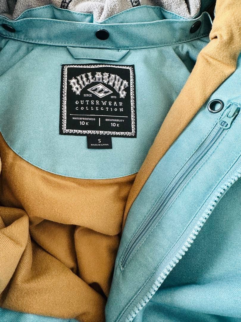 スノーボードウェア　Billabong board Outerwear