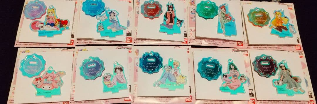 サンリオセーラームーン　スタンドミニアクリルキーホルダーコンプリート