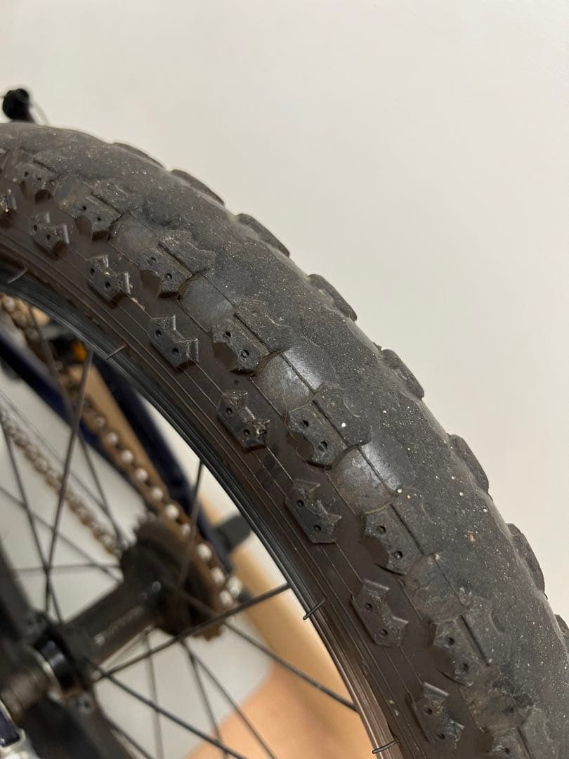 ヨツバサイクル　18インチ　キャプテンネイビー　前カゴ付き