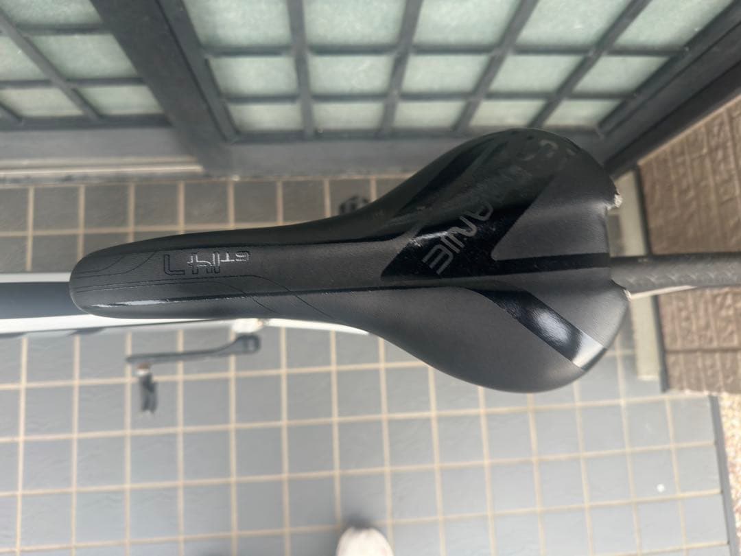 FELT SURPERLITE 福岡　自転車　市内引き取り限定　早い者勝ち