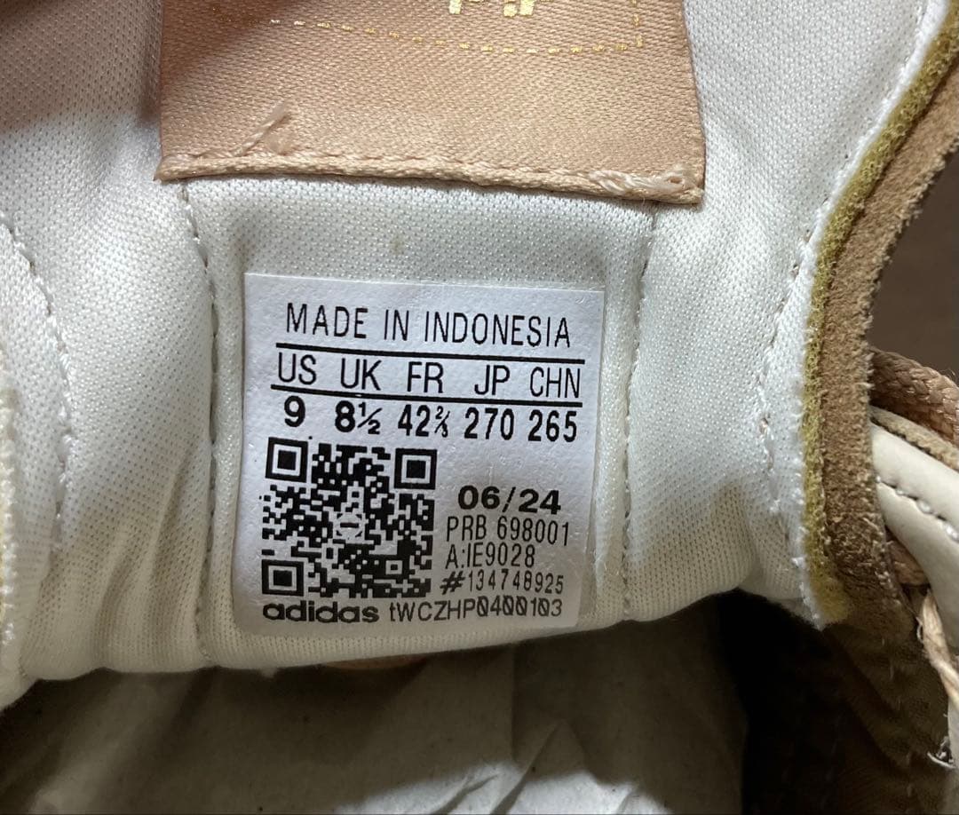 新品未使用　アディダス　ムンディアルチーム 限定スエードモデル