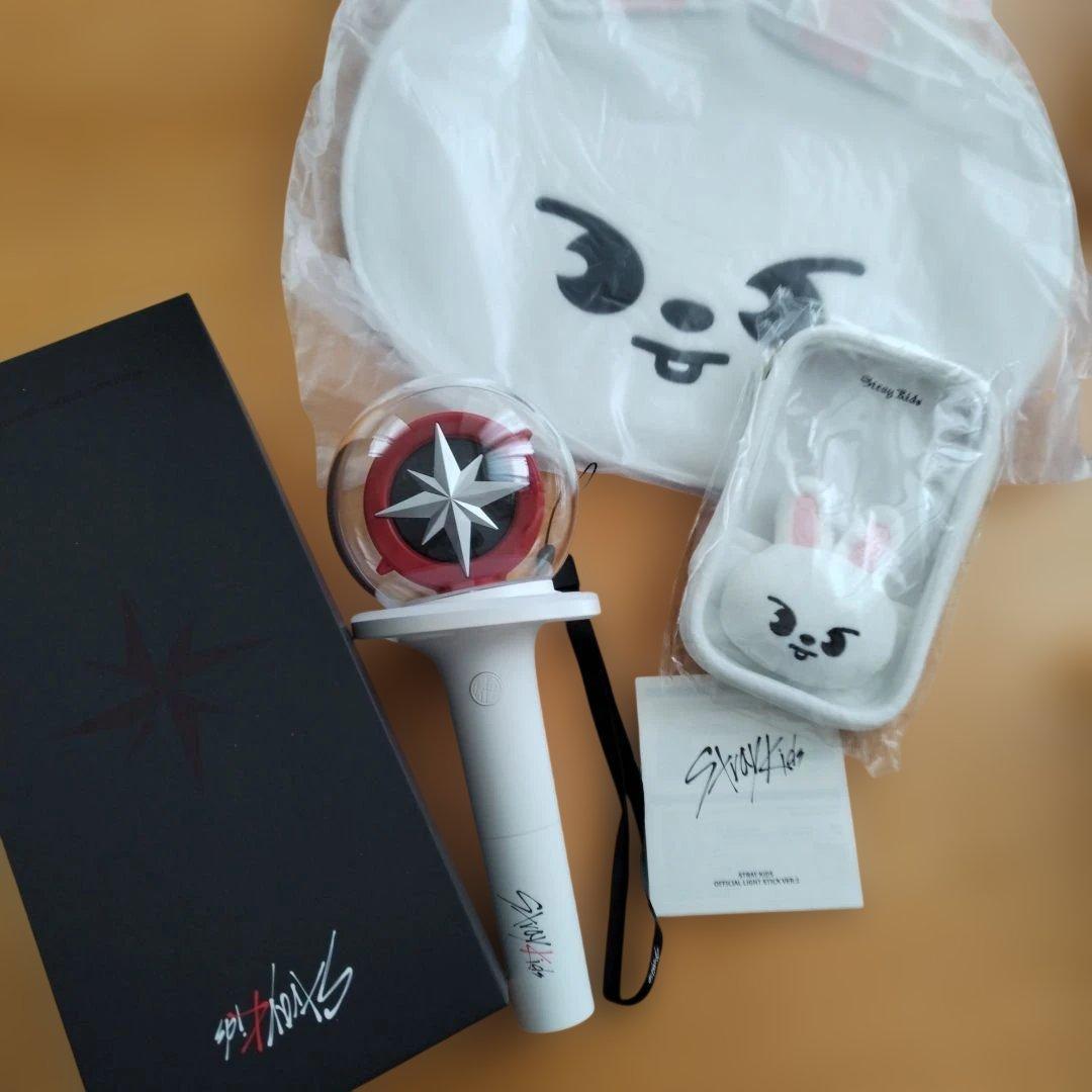 stray kids 公式 ペンライトうちわケース アクスタケースセット