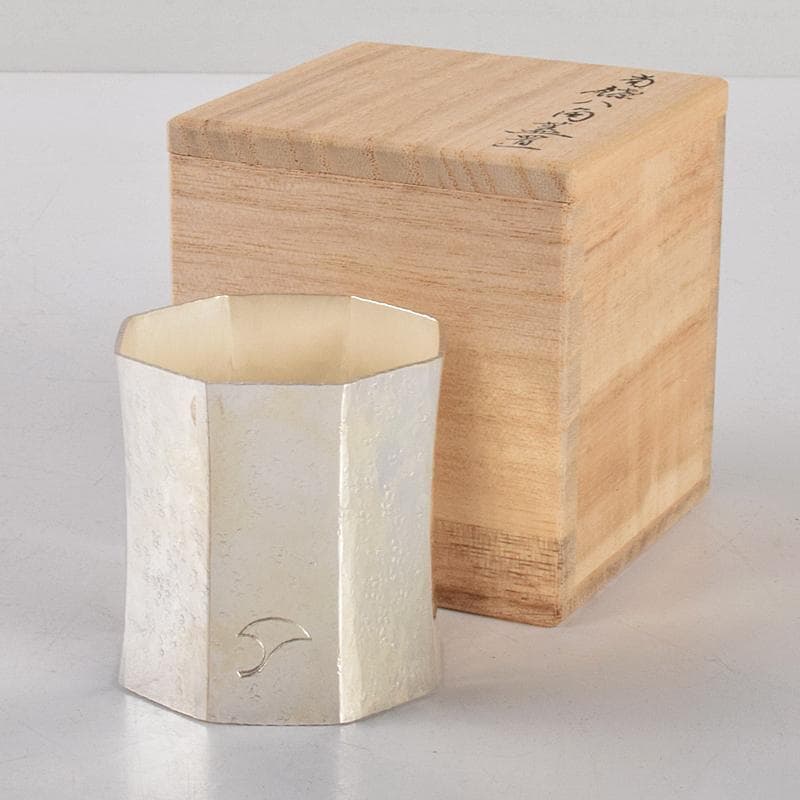 茶道具　竹影堂造　銀杏文　南鐐八角蓋置　共箱　V　R5064