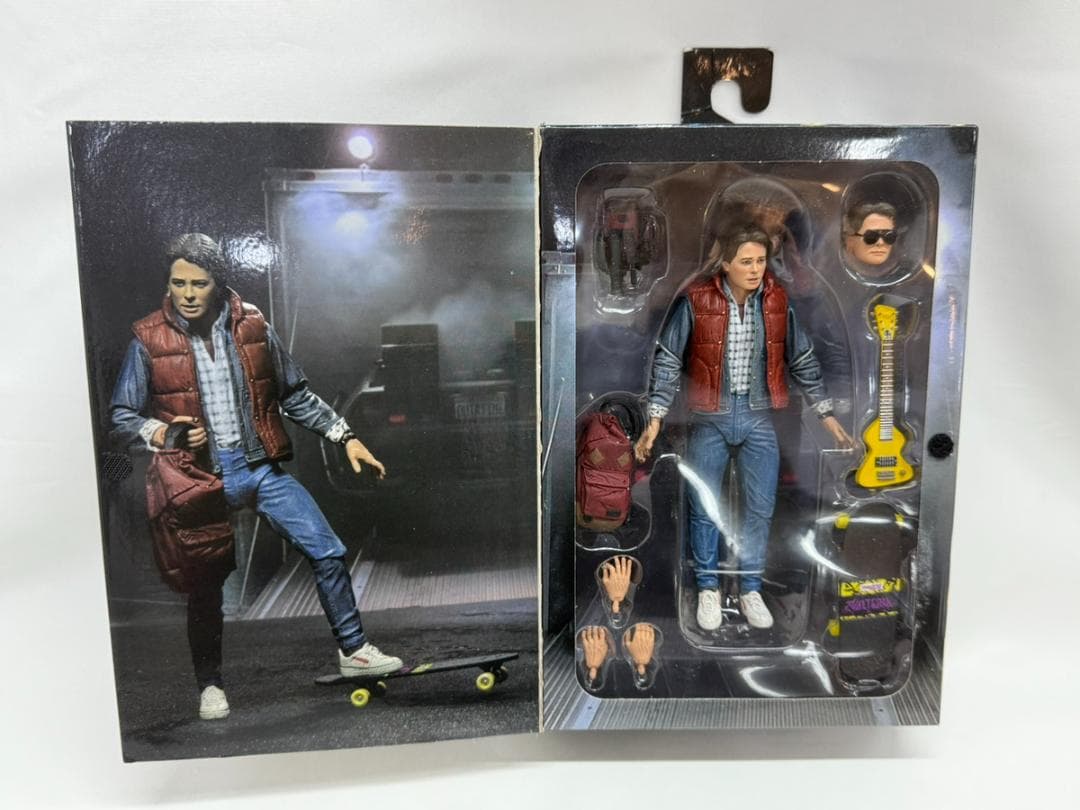 バック・トゥ・ザ・フューチャー マーティ・マクフライ フィギュア