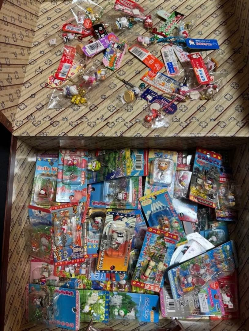 はろうきてぃ　Hello kittyご当地キティストラップサンリオまとめて　大量