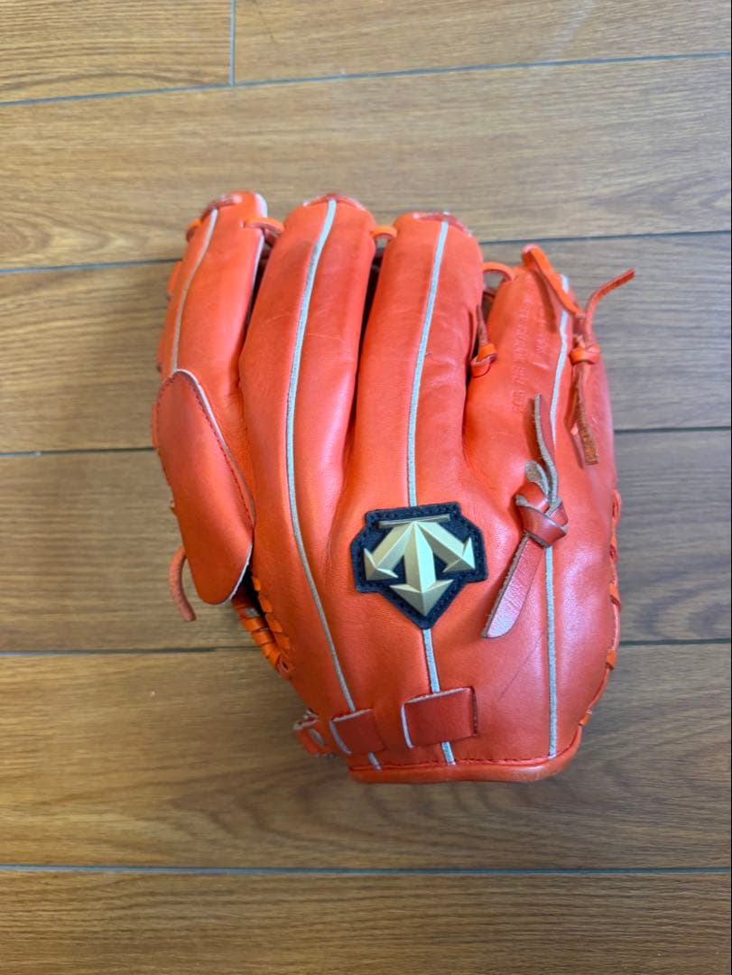 DESCENTE軟式グラブ The Stadium投手用(dngst6110)