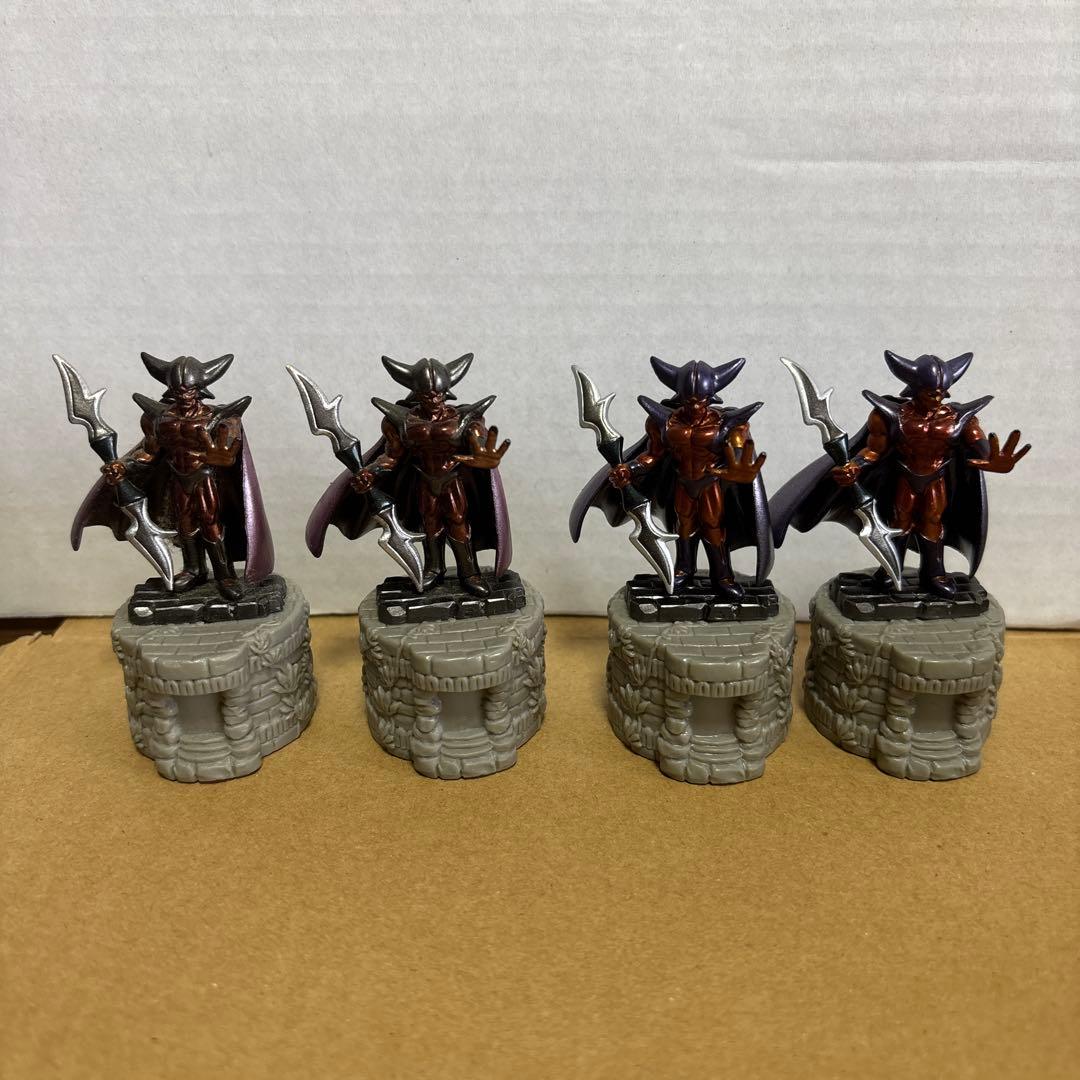 ドラゴンクエストボトルキャップ 伝説の魔物編　フィギュア