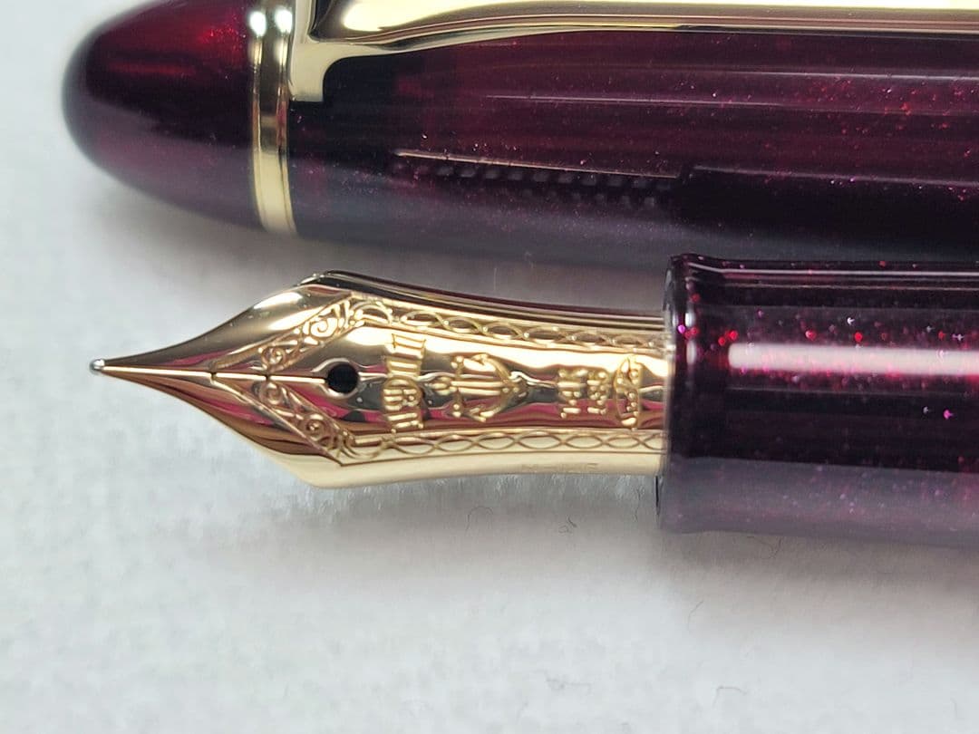 セーラー万年筆 14k プロムナード シャイニングレッド　MF　中細