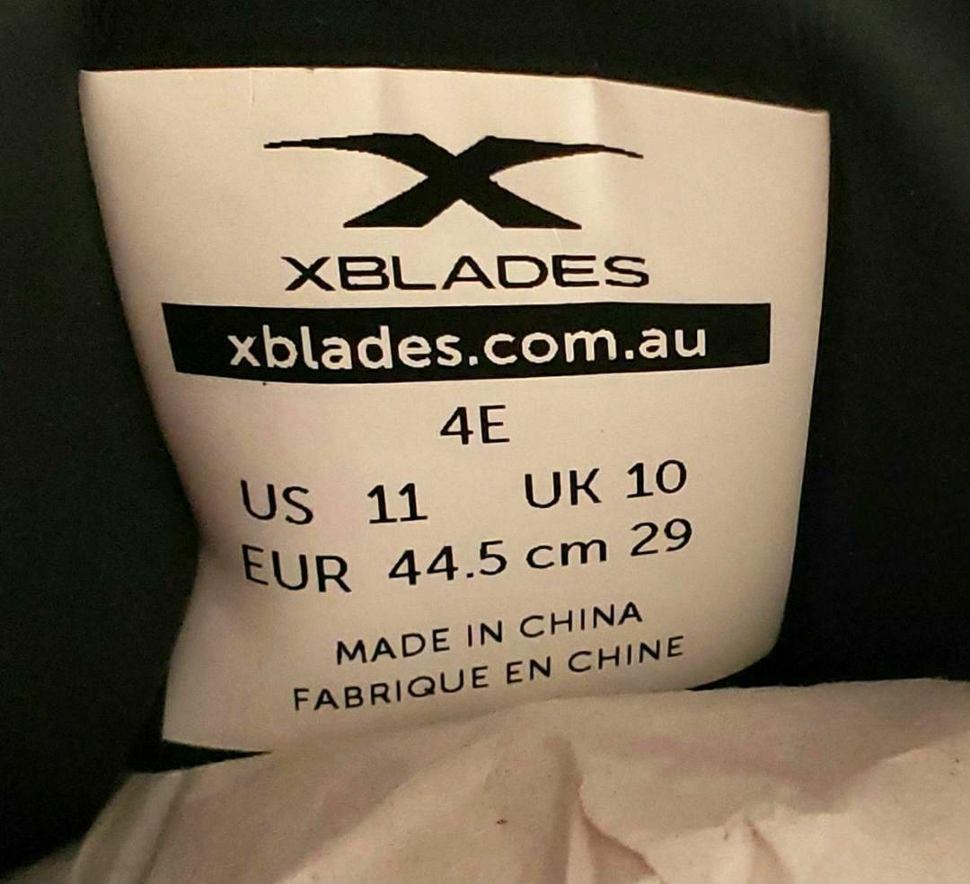 ラグビースパイク XBLADES エックスブレイス「JET 4」29cm