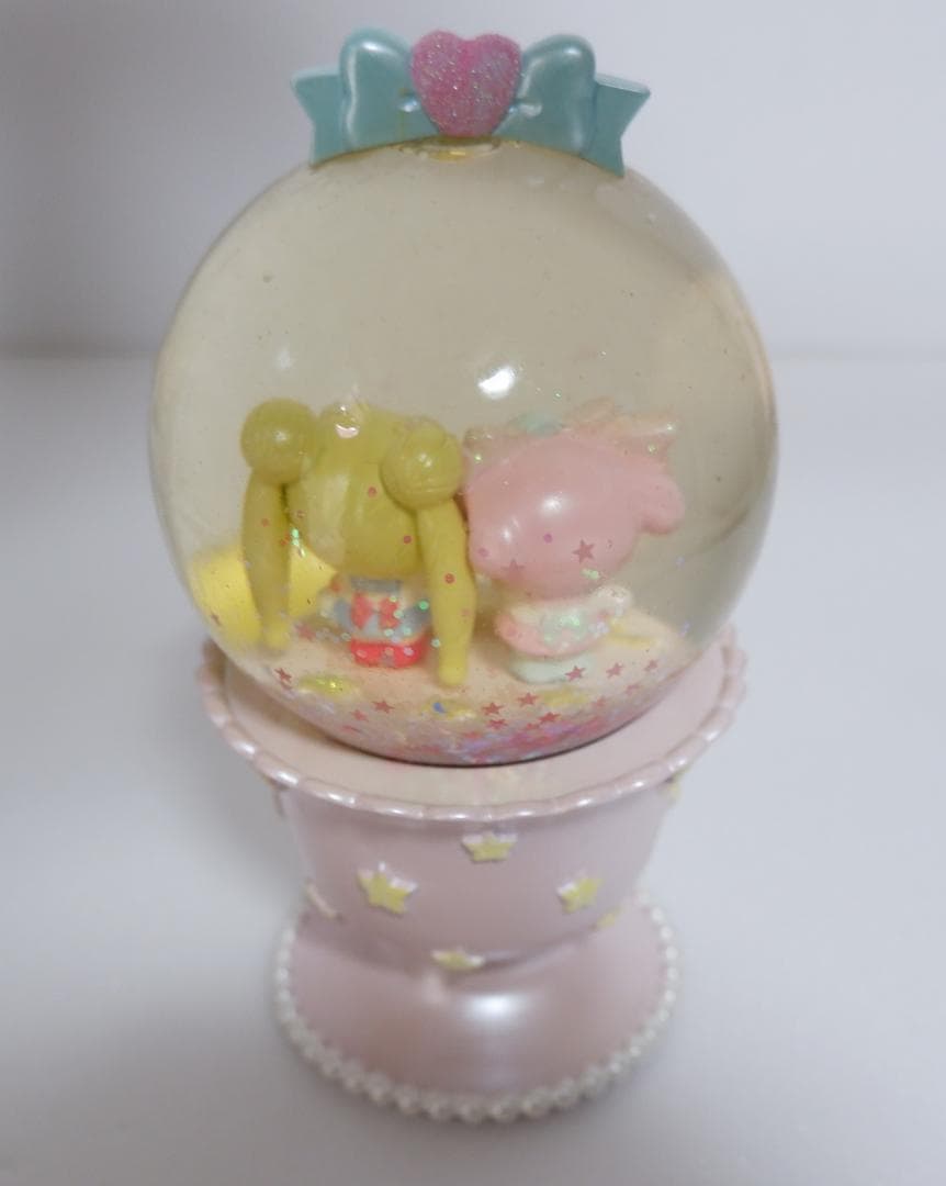 セーラームーン マイメロディ スノードーム スノーグローブ