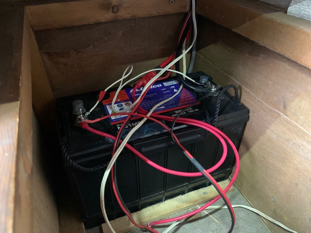 キャンピングシェル　事務所　秘密基地　子供の 勉強部屋などに