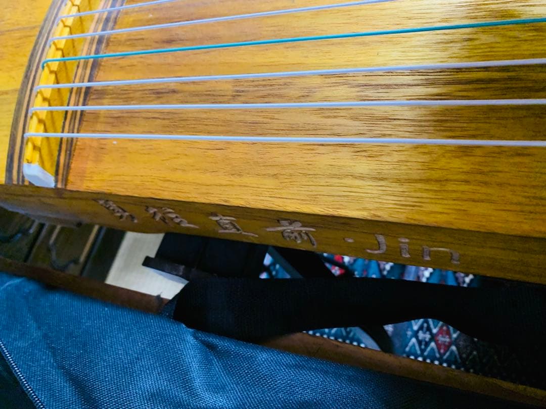 【美品】古筝（Gu Zheng） 21弦 スタンド・譜面台・ケース付き