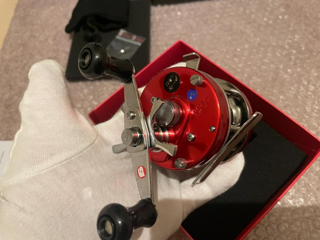 アブ アンバサダー 4501 ファクトリーチューンド 左 レッド 新品、未使用