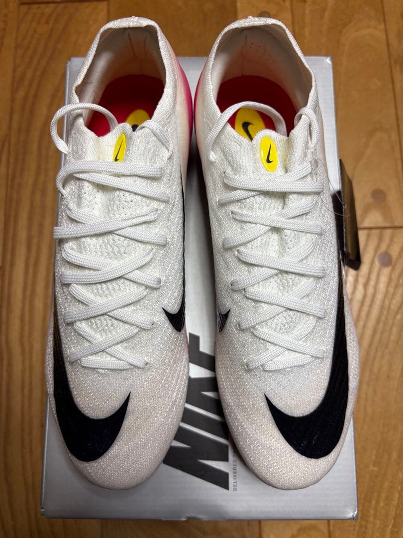 新品　限定品　ズーム マーキュリアル ヴェイパー 16 エリート FG 26cm