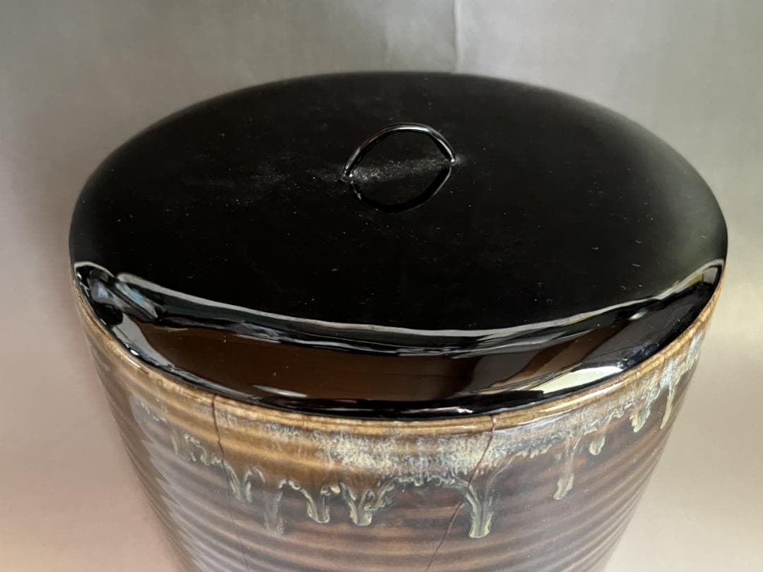 水指■高取焼 八仙窯 漆器蓋 涙紺 遠州七窯 塗蓋 直し有 飴釉 時代物 骨董■