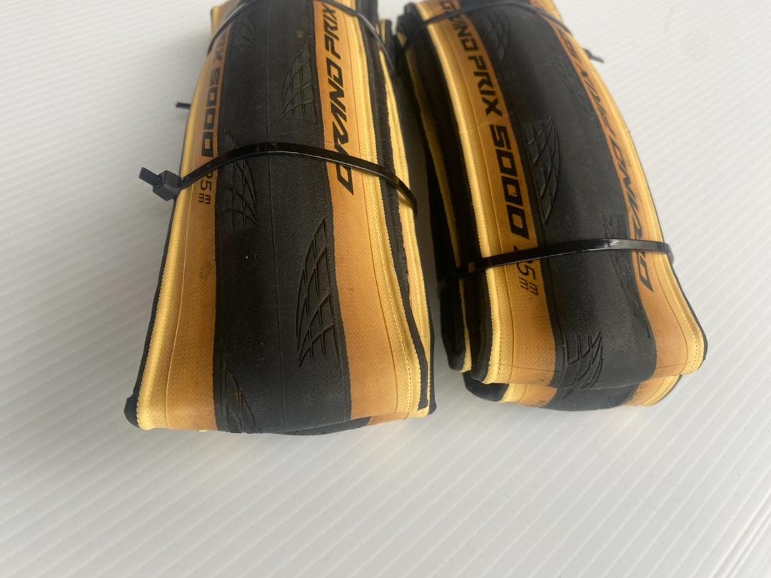 GRAND PRIX 5000 クリンチャータイヤ 25C 2本