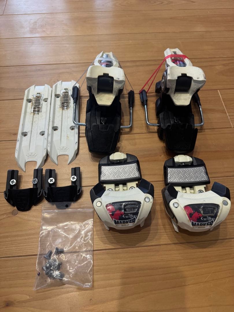 omomccc321 マーカー　グリフォン