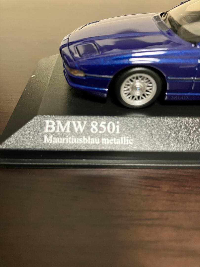 希少 ミニチャンプス 1/43  850i E31型 ブルーメタリック