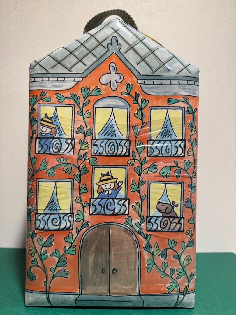 マドレーヌちゃん　ドールケース　未使用　未開封シュリンク付き