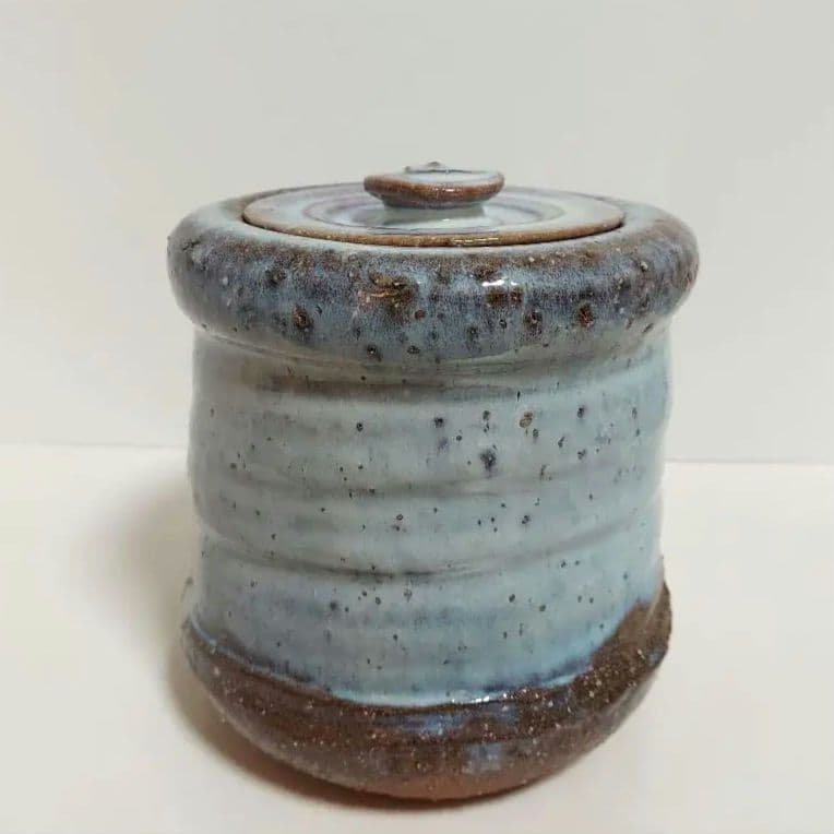 萩焼 灰被水差し 茶道具　宇田川聖谷造　木箱付き