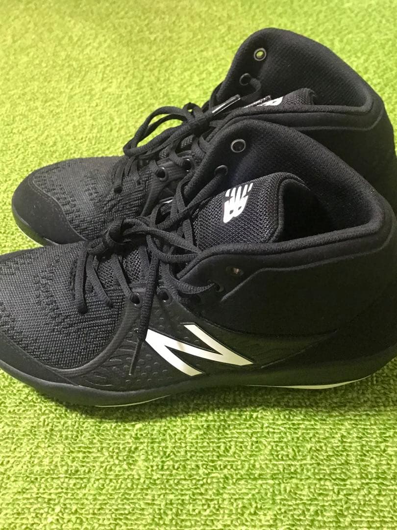 日本未発売 ニューバランス 野球 スパイク 29.5