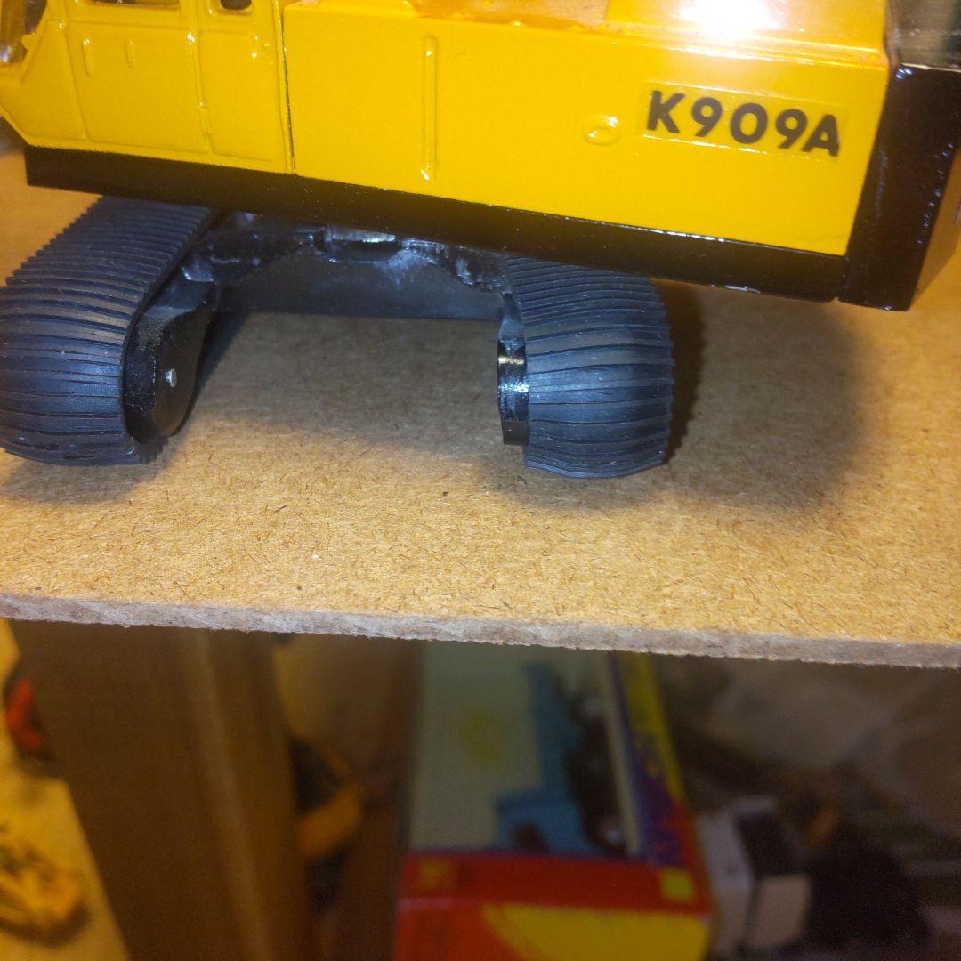 KOBELCO K909A ミニチュア重機　　1/50