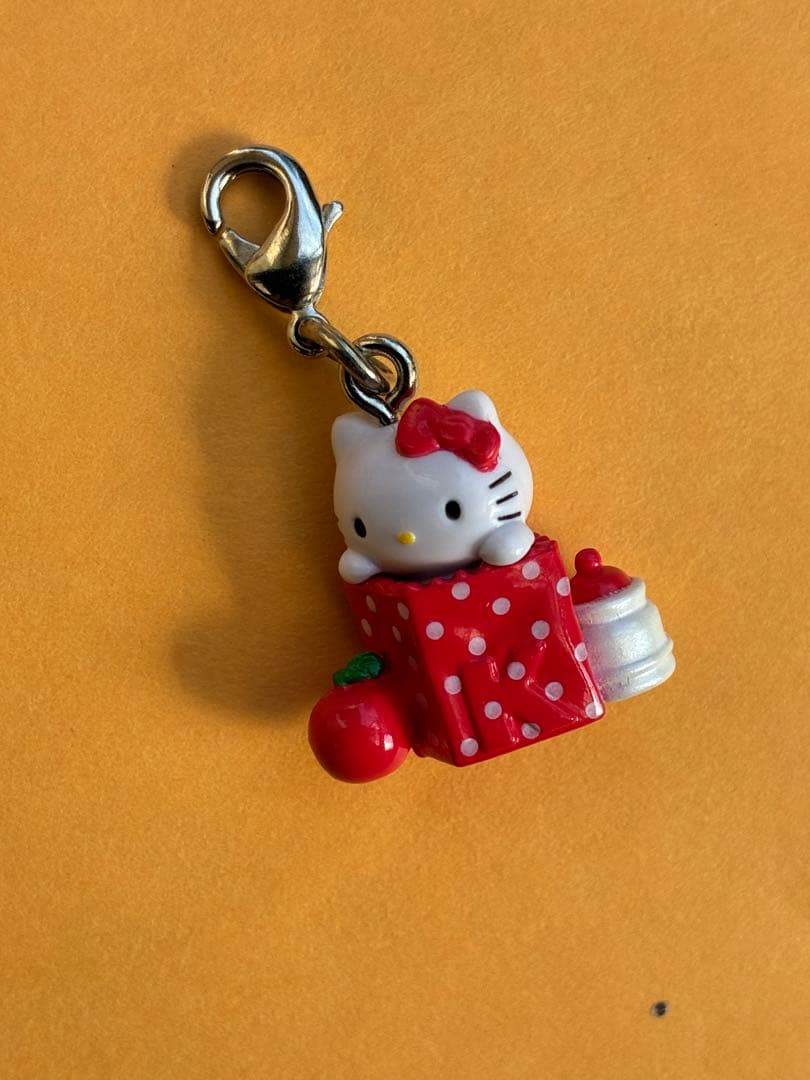 ★激レア★もしもしキティ ファスナーマスコット 根付 2個セット 木馬 リンゴ