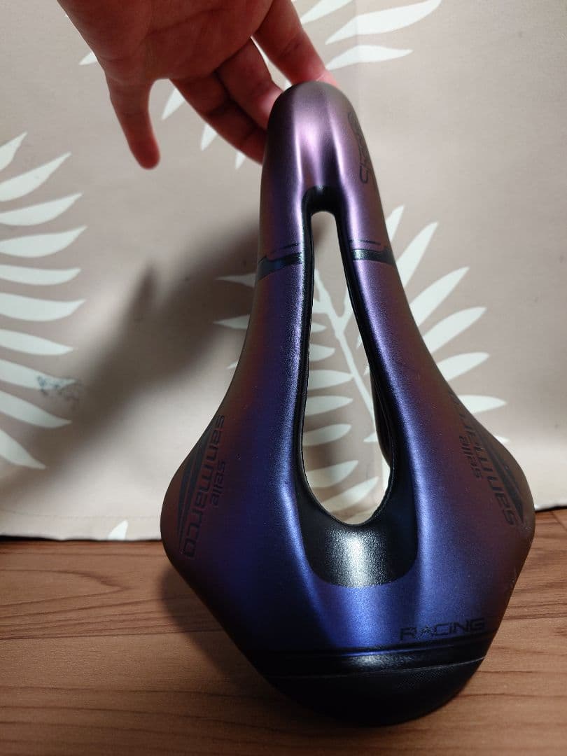 Selle サンマルコ　ショートフィット　パープルサドル