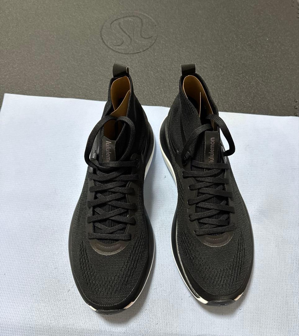 ルルレモン　ワークアウトシューズ