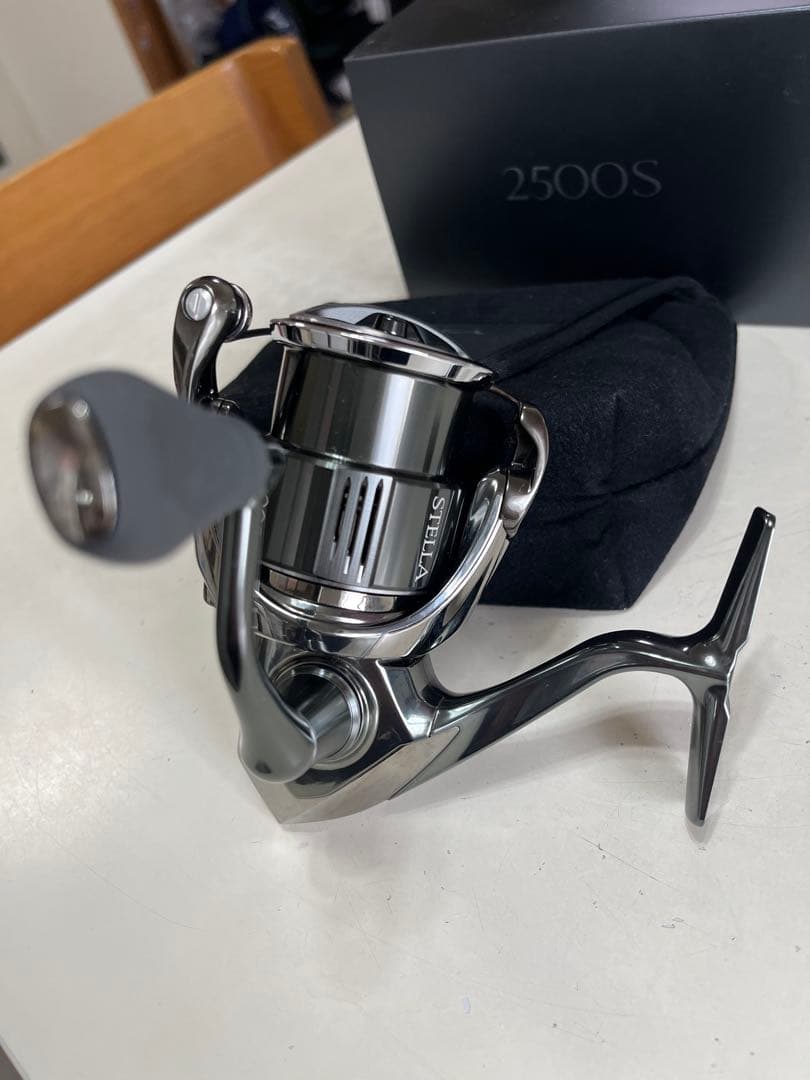 シマノ　ステラ　 2500S 美品