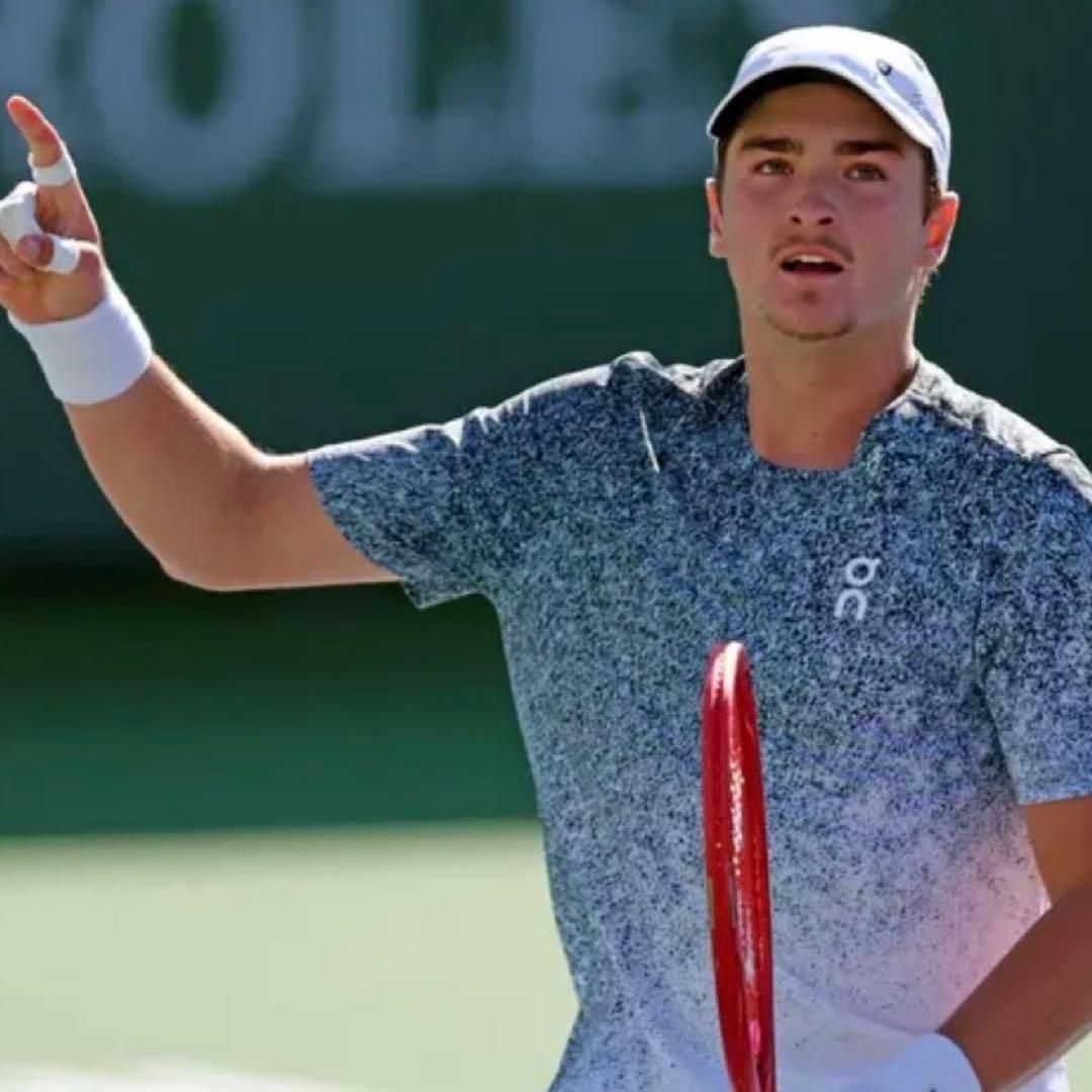 【新品】 on Ｍサイズ 全豪オープンテニス 限定エディション ベンシェルトン