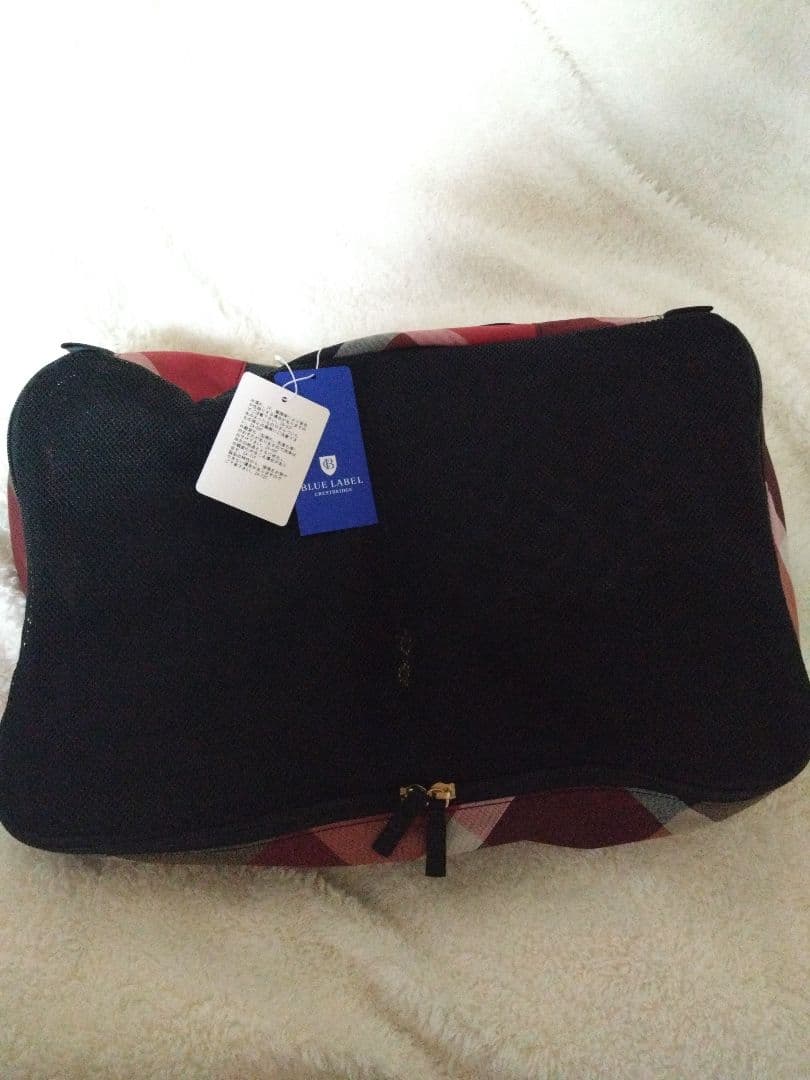 ブルーレーベルクレストブリッジ☆トラベルポーチ☆新品未使用