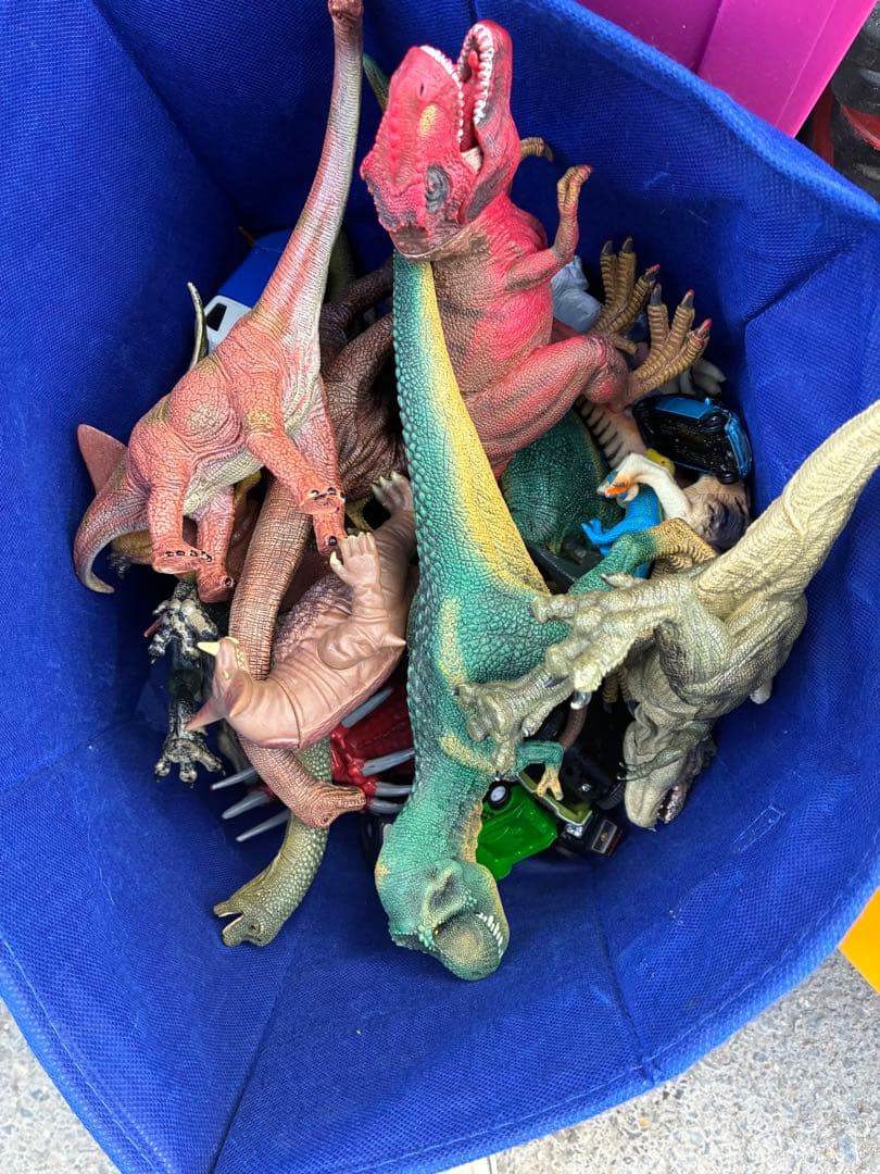 恐竜車動物おもちゃ　まとめ売り