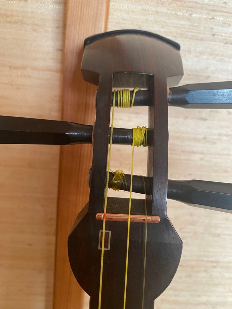 三味線 本体 表皮破れあり