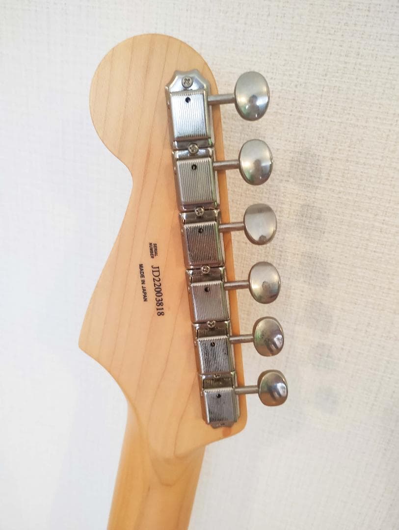 【新品同様・美品】Fender ストラトキャスター【ショートスケール】