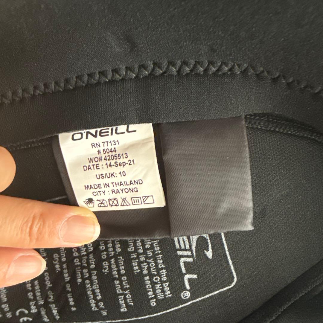 O’Neill ウェットスーツ　子供用 サイズ UK/US 10