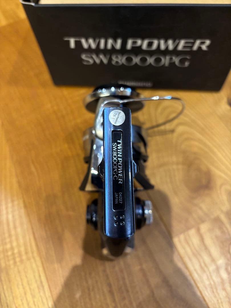 SHIMANO TWIN POWER SW 8000PG スピニングリール
