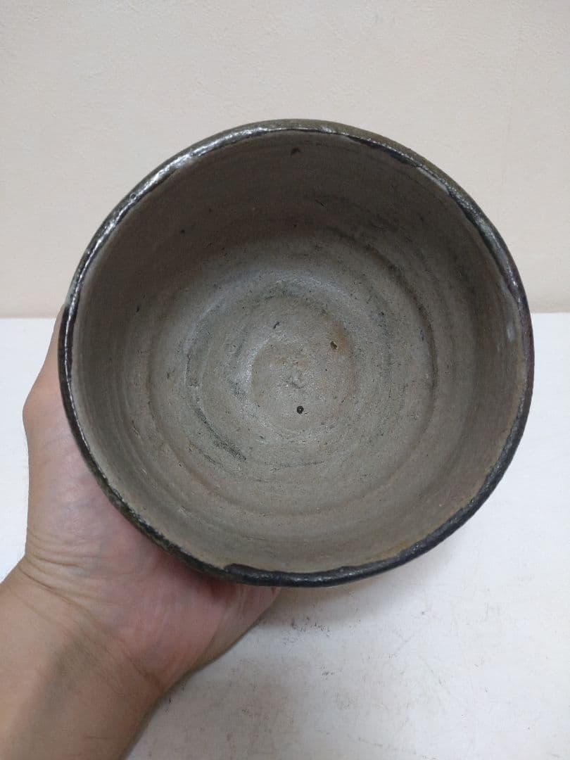 西岡小十 唐津皮鯨茶碗 共箱 共布 栞 茶道具