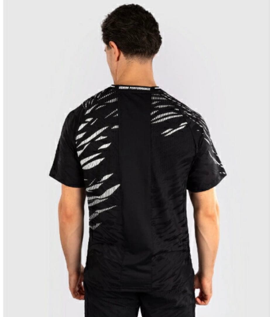 正規品 Venum ヴェナム UFC シャツ M トプリア マカチェフ 朝倉海