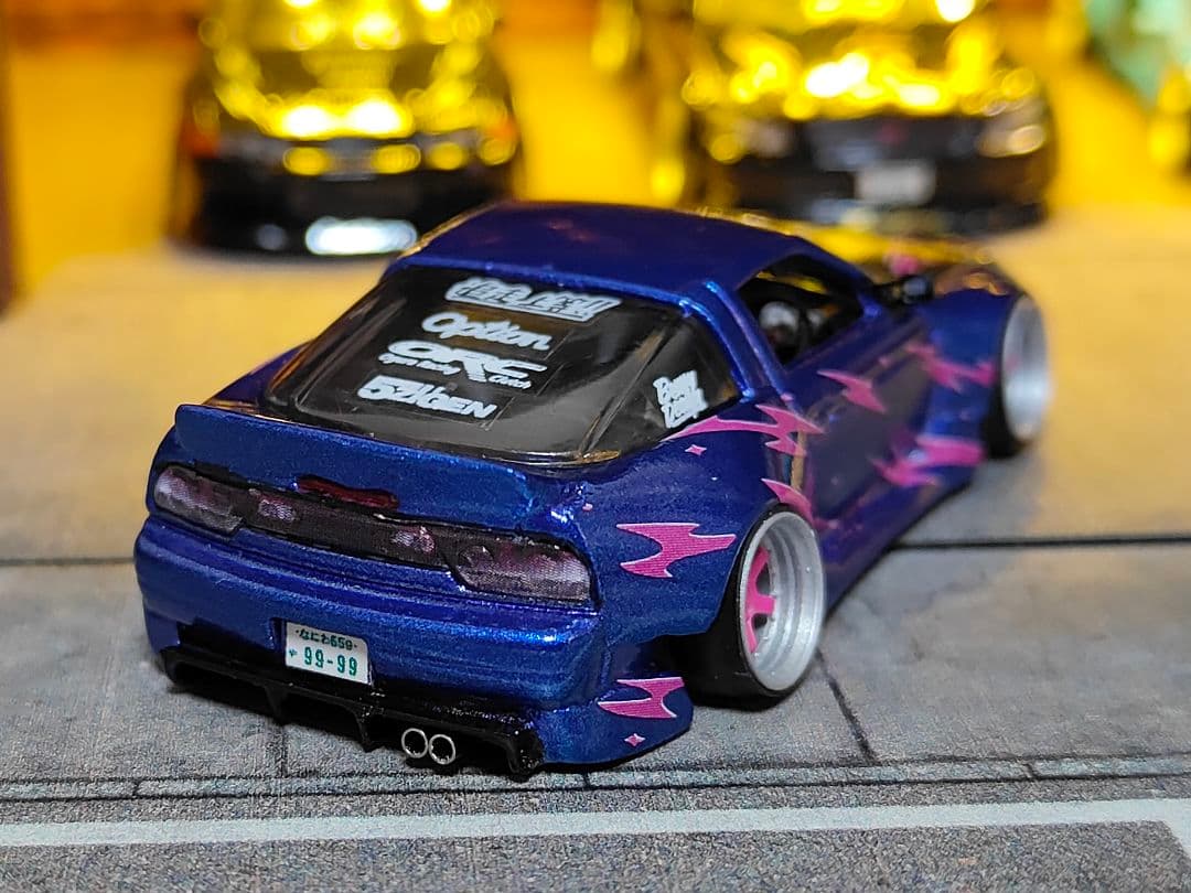 ホットウィールカスタム 日産 180sx フルエアロ ドリ車深リムトミカ改造紫