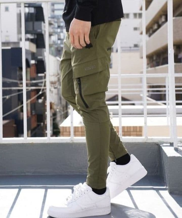 LUXE/R GOLF ストレッチ布帛カーゴパンツ 45940KHXL②