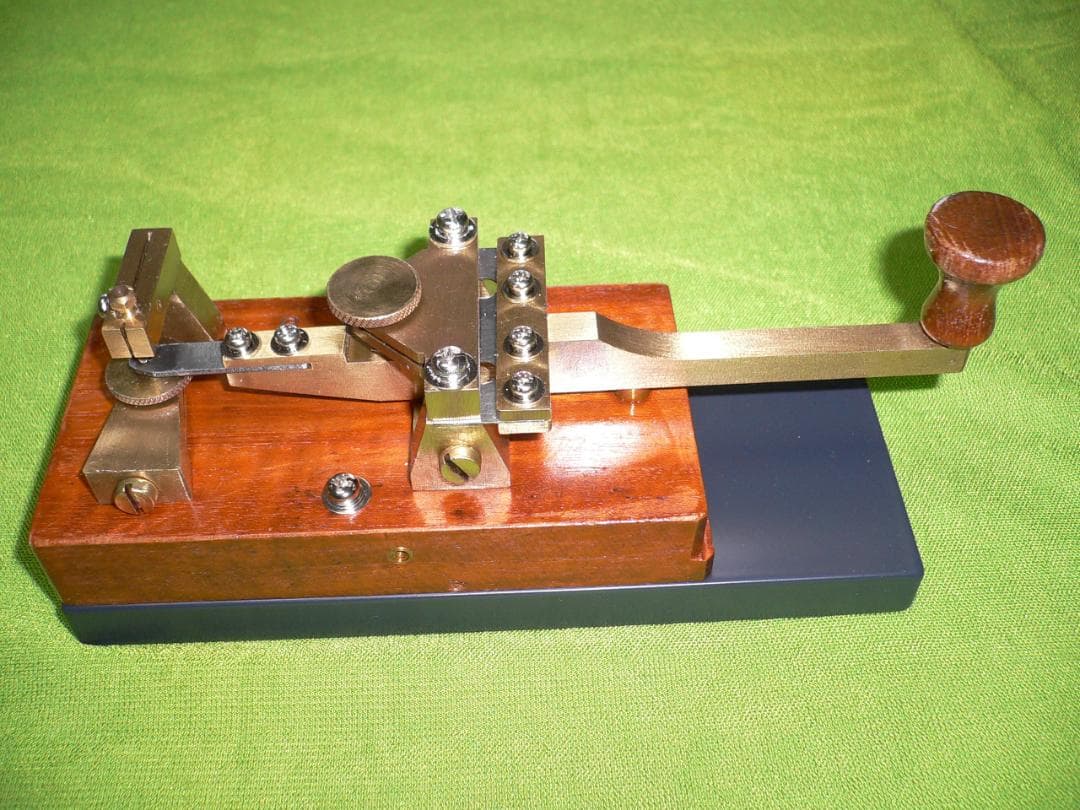 電鍵　　スエ－デンキ- 　軍用　美品