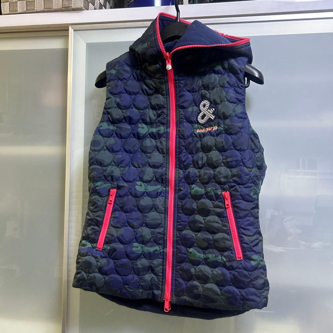 and per se♡フード付きリバーシブルネイビーカモフラージュベスト値下げ❗️