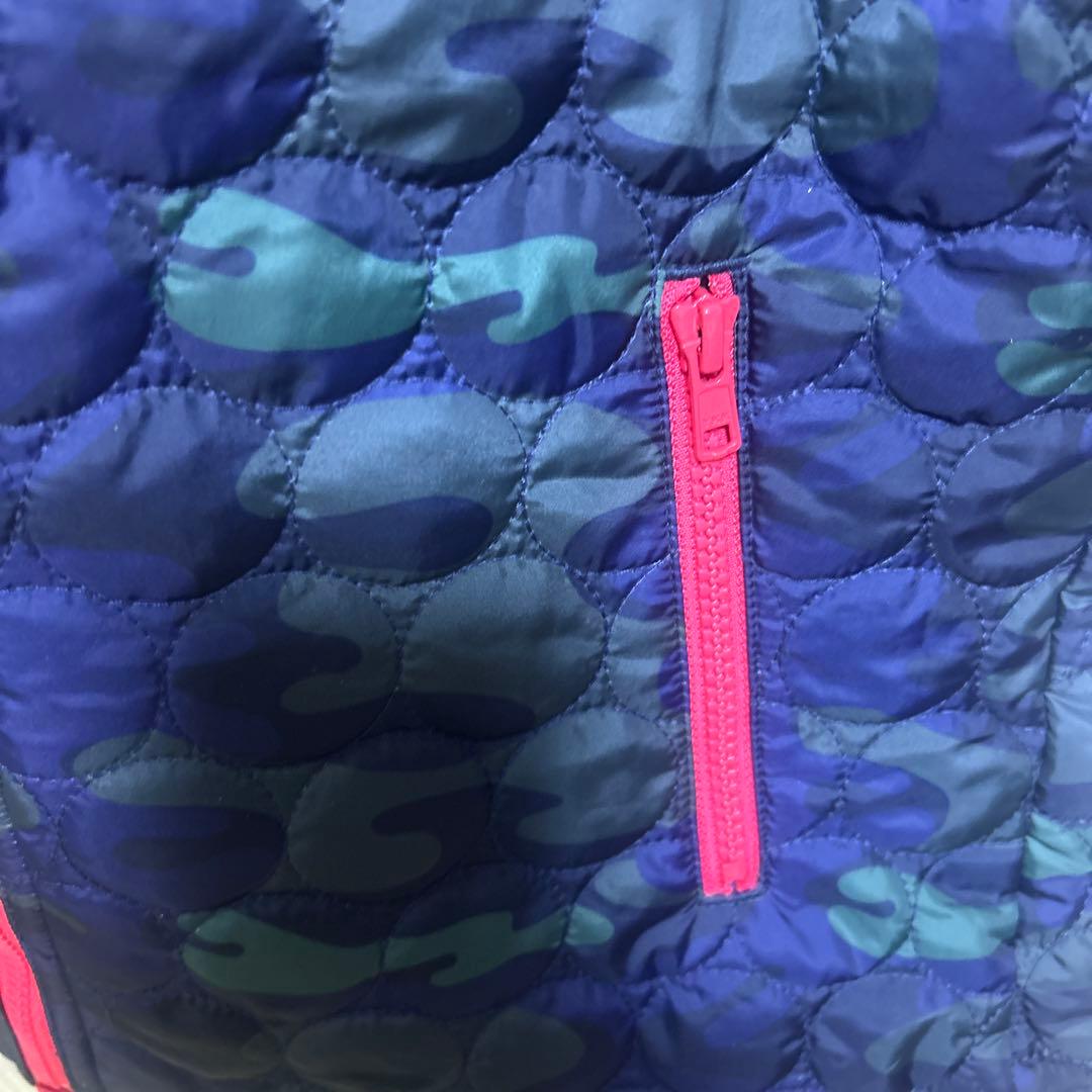 and per se♡フード付きリバーシブルネイビーカモフラージュベスト値下げ❗️