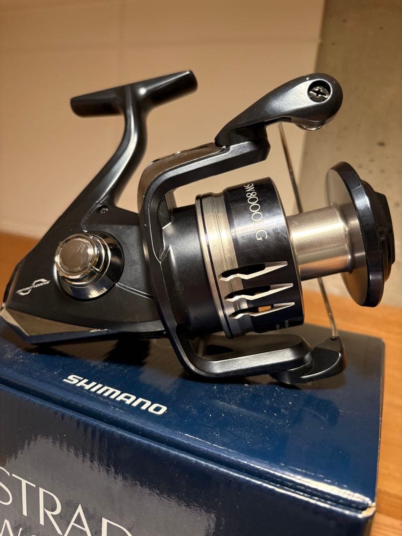 SHIMANO STRADIC SW8000HG スピニングリール　美品中古