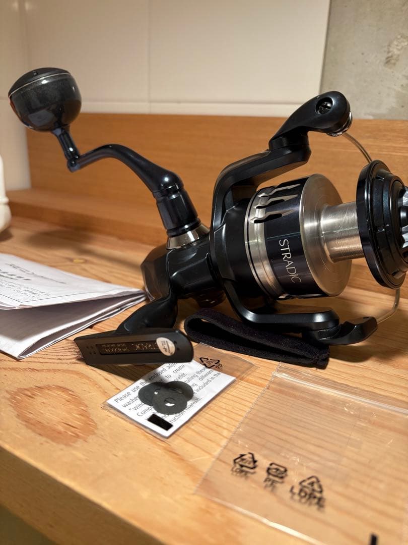 SHIMANO STRADIC SW8000HG スピニングリール　美品中古