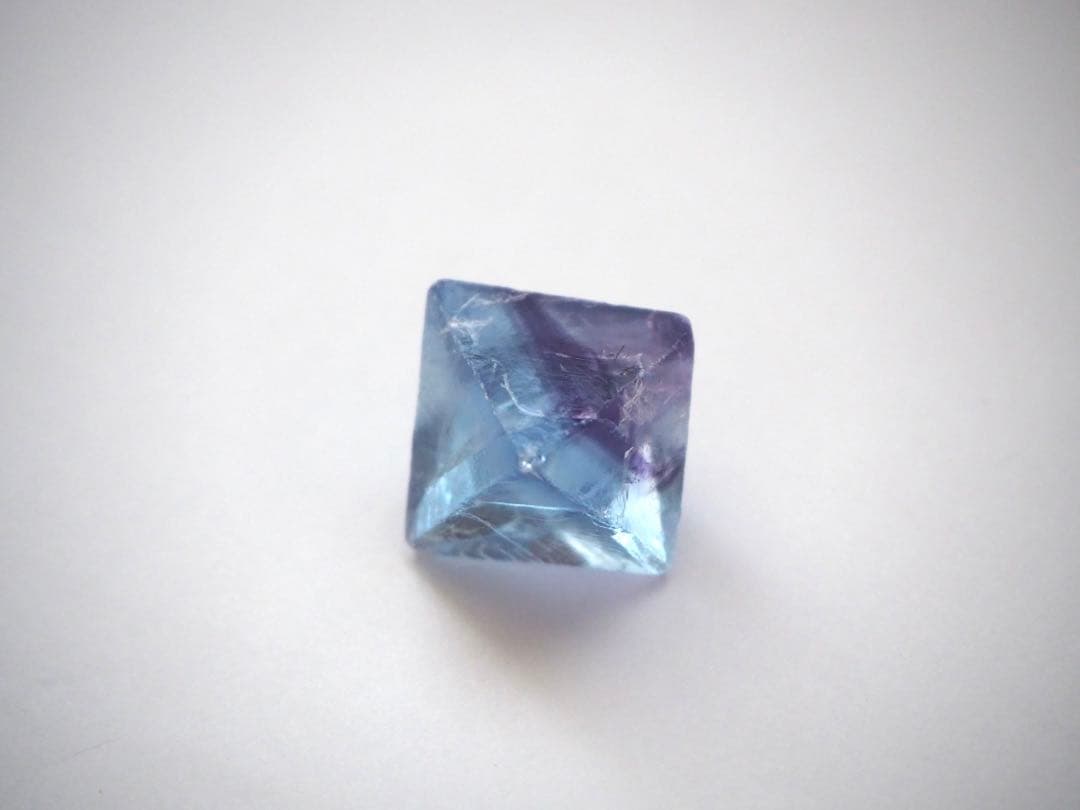 フローライト　八面体　イリノイ産　蛍石　天然石　原石　鉱物標本　鉱石 【C3】