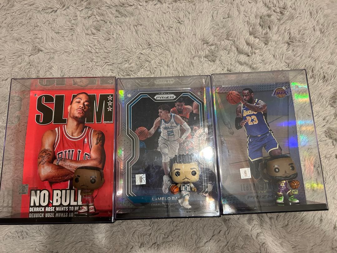 デリック・ローズ、ラメロ・ボール、レブロン・ジェームズ コレクション フィギュア